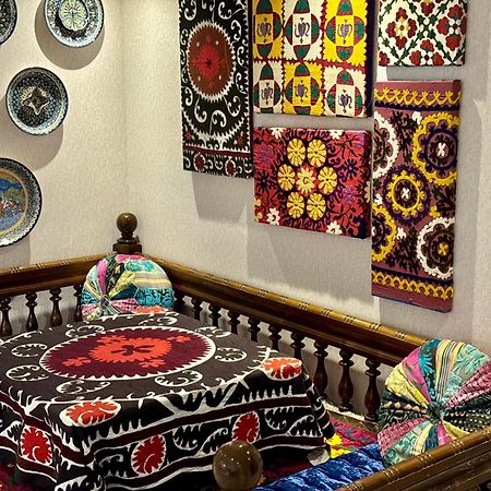 Emirhan Hotel Самарканд Екстериор снимка