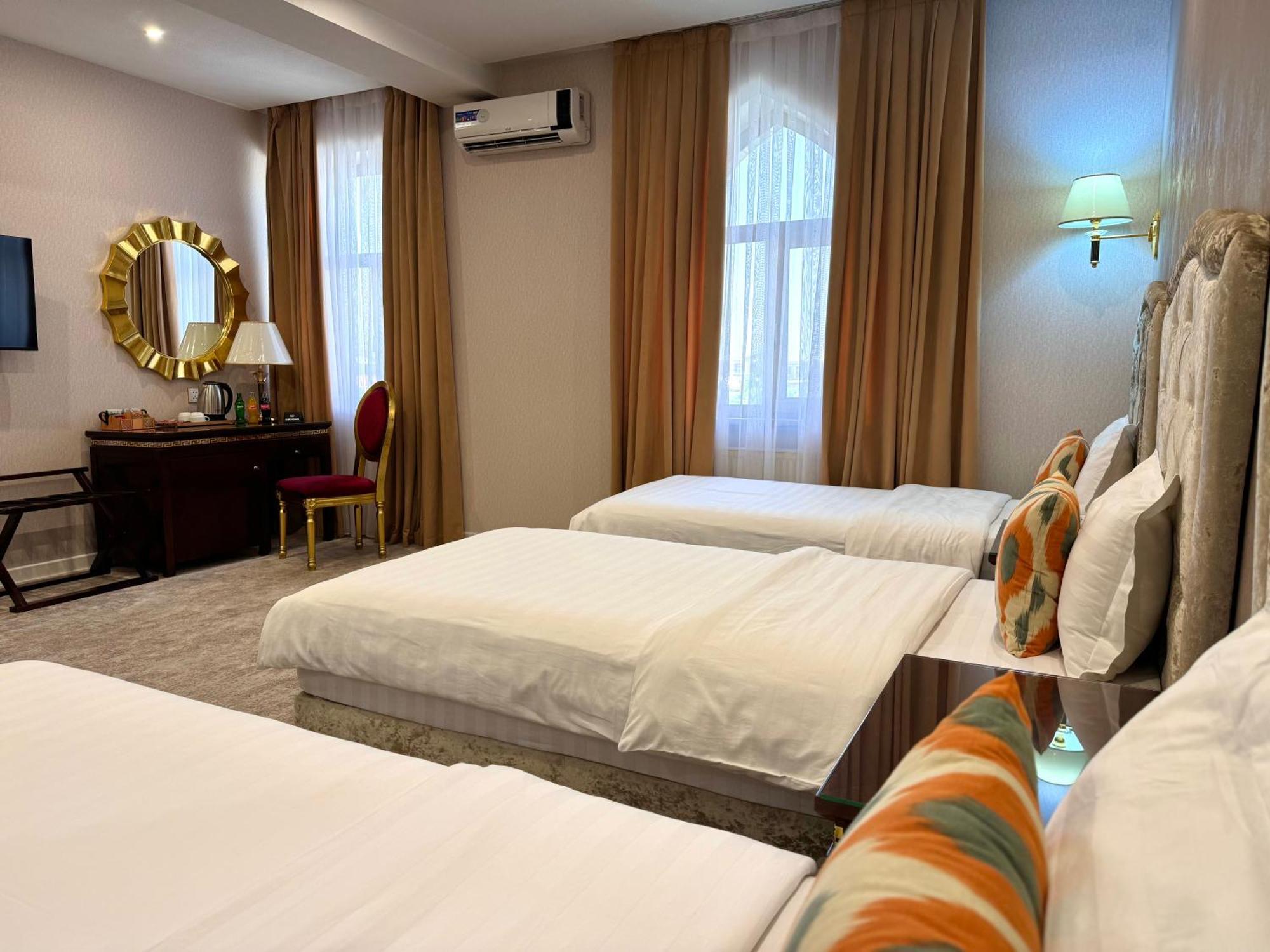 Emirhan Hotel Самарканд Екстериор снимка