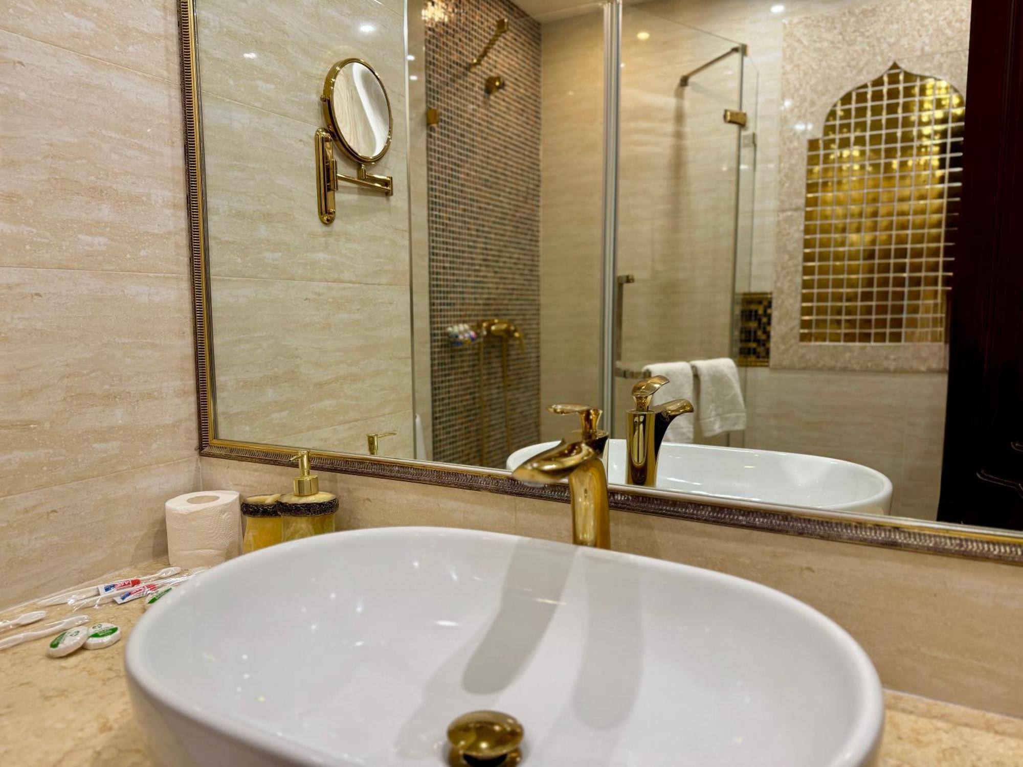 Emirhan Hotel Самарканд Екстериор снимка