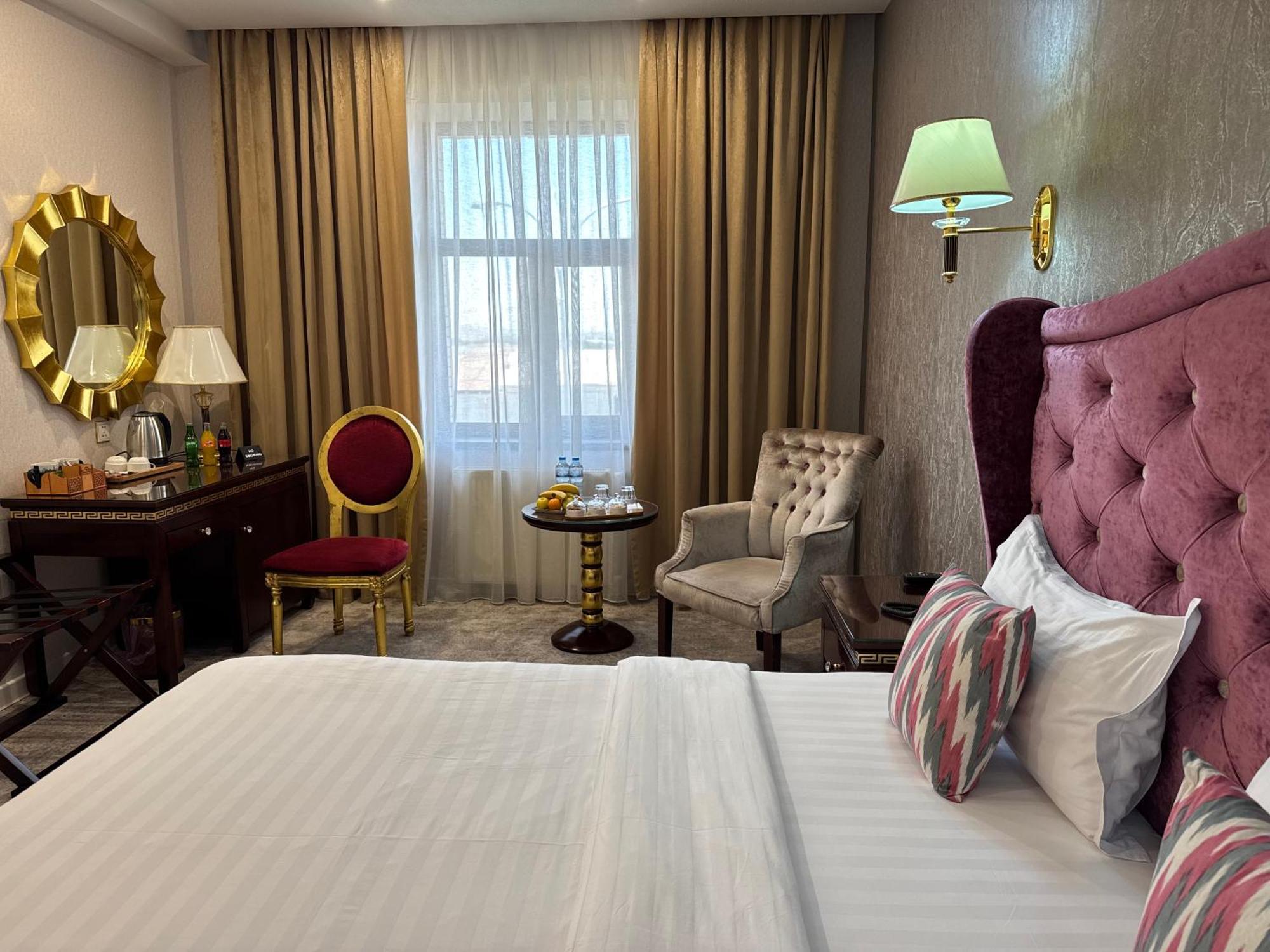 Emirhan Hotel Самарканд Екстериор снимка