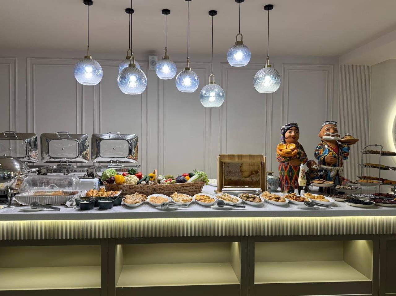 Emirhan Hotel Самарканд Екстериор снимка
