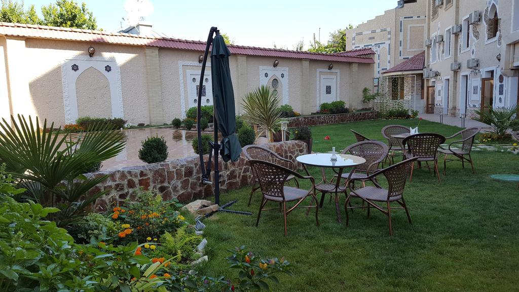 Emirhan Hotel Самарканд Екстериор снимка